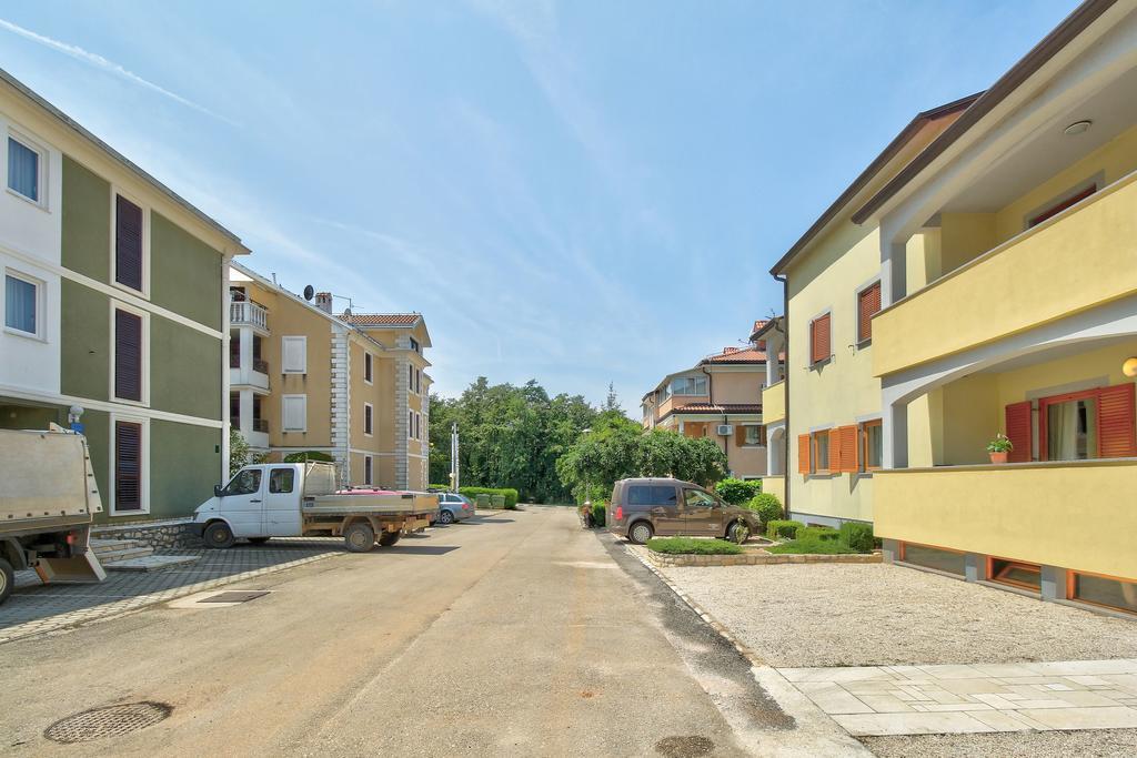 Apartments Vera อูมัค ภายนอก รูปภาพ