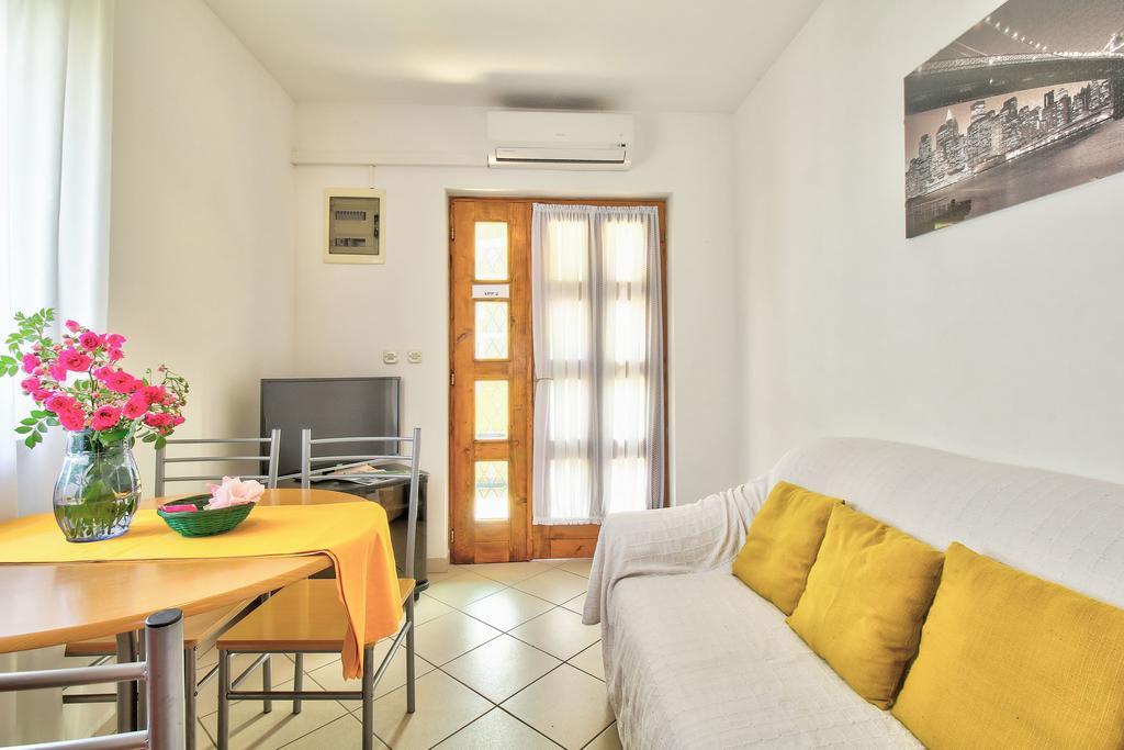 Apartments Vera อูมัค ภายนอก รูปภาพ