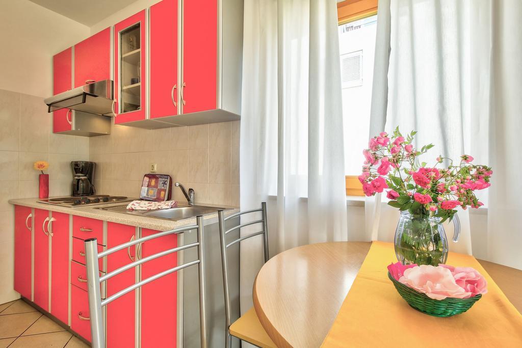 Apartments Vera อูมัค ภายนอก รูปภาพ