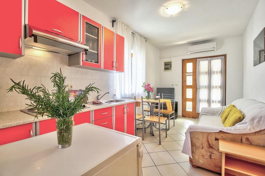 Apartments Vera อูมัค ภายนอก รูปภาพ