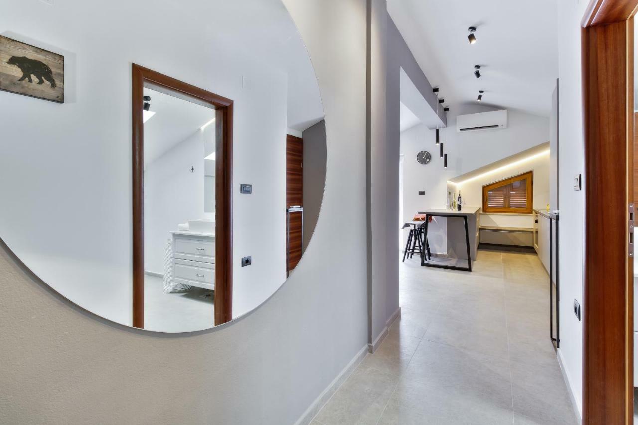 Apartments Vera อูมัค ภายนอก รูปภาพ