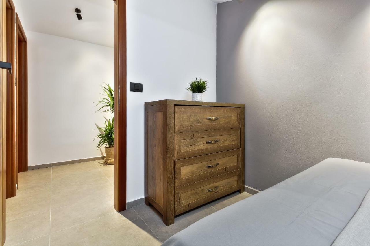 Apartments Vera อูมัค ภายนอก รูปภาพ